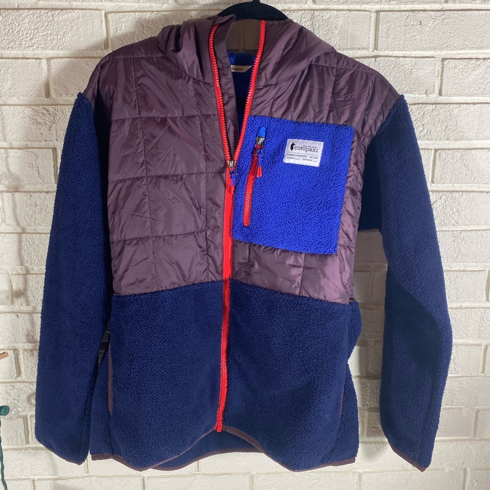 Never worn cotopaxi jacket